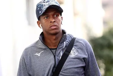 
			
				Defesa de Jô, ex-Corinthians, se manifesta após prisão do jogador
			
			