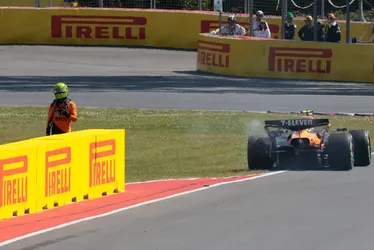 
			
				Disputa entre McLarens resulta em batida de Lando Norris no GP do Canadá
			
			