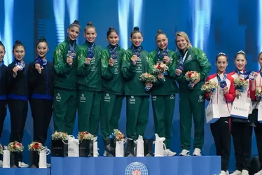 
				Duas vezes no pódio, Brasil encerra participação na Copa do Mundo de Ginástica Rítmica
			
			