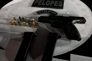 
			
				Em 1 semana, PM de AL retira 30 armas e mais de 17 kg de drogas das ruas
			
			