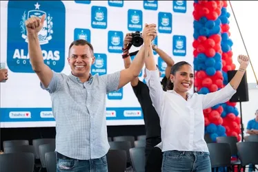 
			
				Em dia de inaugurações, Paula Dantas consolida liderança em Batalha
			
			