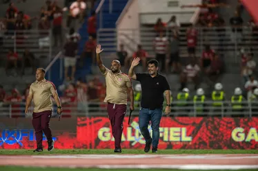 
				“Esse jogo já foi, não volta mais”: Barroca valoriza atuação e pede foco na Série B
			
			