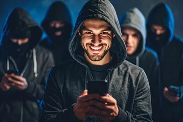 
			
				Estão de olho no seu celular. Aprenda a se proteger!
			
			