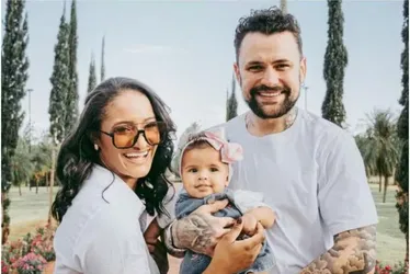 
				Ex-BBB Vinicius Rodrigues anuncia morte da mãe de sua filha caçula
			
			