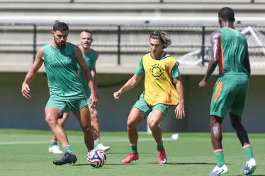 
			
				Fluminense x Ulsan: onde assistir, horário e prováveis escalações
			
			