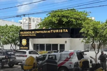 
				Foragido da Justiça de SP é preso passeando na orla de Pajuçara
			
			