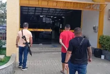 
			
				“Frente” do CV e líder comunitário são presos ao tentar matar vereador
			
			