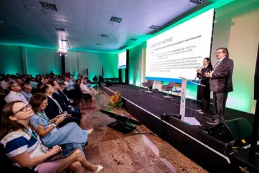 
				Gazeta Summit Mulher aborda o enfrentamento à violência de gênero no dia 14 de agosto
			
			