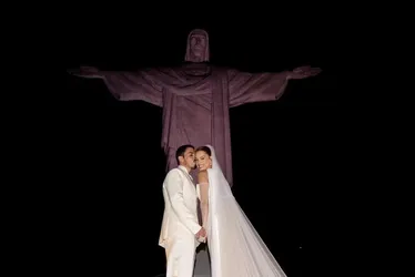 
			
				Giovanna Lancellotti e Gabriel David se casaram no Cristo Redentor, no Rio de Janeiro
			
			