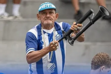 
				Idoso suspeito de estupro é executado com três tiros na Levada
			
			