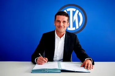 
			
				Inter de Milão anuncia ex-jogador campeão da Champions como novo treinador
			
			