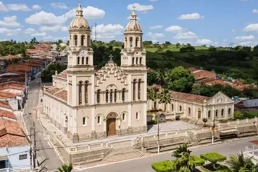 
			
				Irmão mata outro a tiros em crime brutal na zona rural de Igreja Nova
			
			