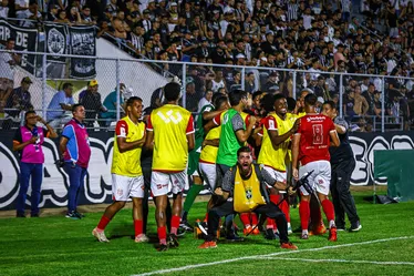 
				Jogando em casa, ASA empata no final com o Sergipe e segue como líder da Série D
			
			