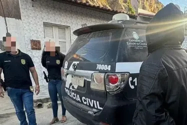 
				Jovem é detido por criar vídeos pornográficos de professora usando IA
			
			