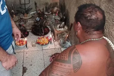 
				Líder religioso é preso suspeito de estuprar adolescente em terreiro
			
			
