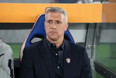 
			
				Luis Zubeldía pede demissão do São Paulo; Crespo deve ser o substituto
			
			