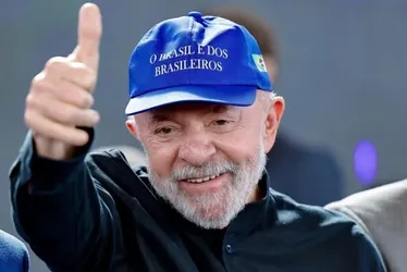 
				Lula dá entrevista a TV dos EUA e manda recados a Trump
			
			