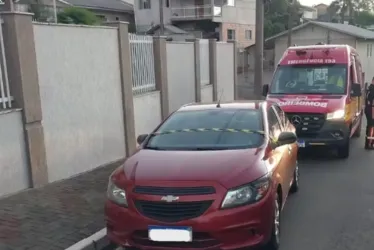 
			
				Madrasta que esqueceu menino de 3 anos dentro de carro é denunciada por homicídio
			
			