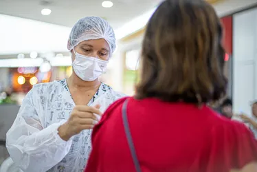 
				Mais de 300 mil alagoanos já foram imunizados contra a Influenza
			
			