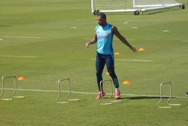 
				Médico do Flamengo é sincero sobre lesão de De La Cruz: ‘Irreparável’
			
			