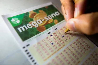 
			
				Mega-Sena sorteia R$ 127 milhões neste sábado
			
			