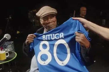 
				Milton Nascimento processa Cruzeiro por anúncio de Gabigol

			