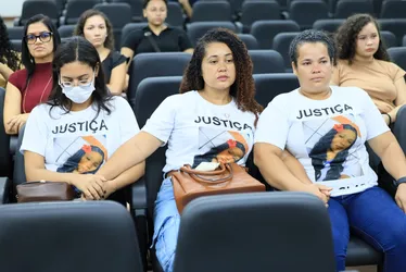 
				'Minha filha era meu tudo', diz mãe de jovem assassinada por Serial Killer de Maceió
			
			