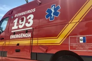 
				Muro desaba e deixa trabalhador ferido na Pajuçara
			
			