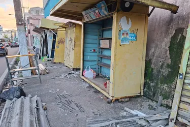 
			
				Novo espaço cultural: barracas de sebos no Centro de Maceió são retiradas para revitalização
			
			