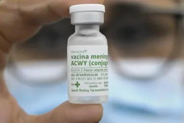
				Nova vacina no SUS: o que muda na proteção de bebês contra meningite
			
			