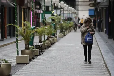 
				Onda de frio deve atingir pelo menos sete estados, alerta Inmet
			
			