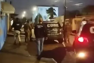 
			
				PC/AL cumpre mandados em Arapiraca e bloqueia R$ 7 milhões em operação contra lavagem de dinheiro
			
			