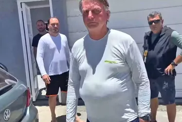 
			
				ABIN: PF indicia Bolsonaro, Carlos Bolsonaro e Ramagem
			
			