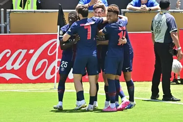 
			
				PSG larga na frente no grupo do Botafogo: 4 a 0 sobre o Atlético de Madrid
			
			