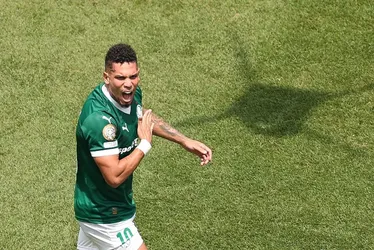 
				Paulinho decide na prorrogação, Palmeiras elimina o Botafogo e avança no Mundial
			
			