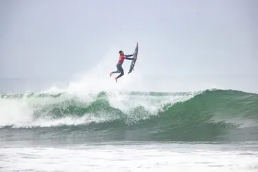 
			
				Pedro Scooby dispara após eliminação de brasileiro na WSL: ‘Roubo brabo’
			
			