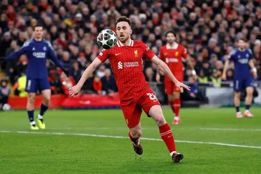 
				Pneu do carro de jogador estourou durante ultrapassagem
			
			