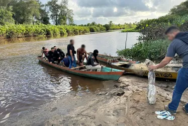 
			
				Polícia de AL usa canoa para prender mais um suspeito de integrar CV e PCC
			
			