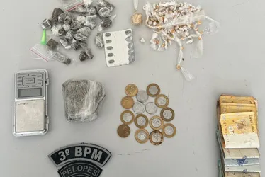 
			
				Polícia prende casal por tráfico de drogas em Arapiraca
			
			