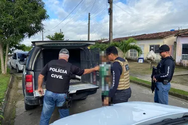 
				Polícia prende integrante de facção ligada a homicídios e tráfico em AL
			
			