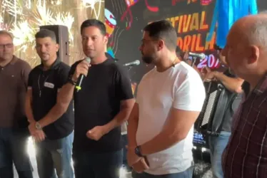 
			
				Prefeitura de Maceió lança 'Forró Raiz' com festivais de coco de roda e quadrilhas juninas
			
			