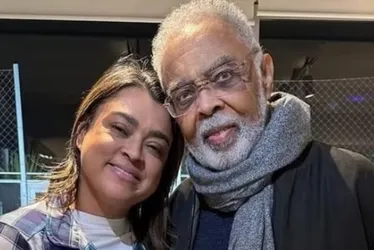
				Preta Gil emociona com homenagem no aniversário de Gilberto Gil
			
			