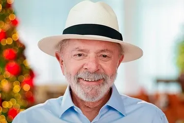 
				Pronunciamento de Lula em defesa de Moraes vai ao ar no domingo
			
			