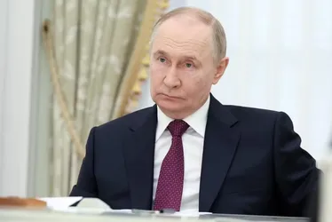 
			
				Putin diz que ataque dos EUA ao Irã aproxima mundo de 'grande perigo'
			
			