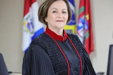 
				Ministro Humberto Martins exalta escolha de Marluce Caldas para o STJ
			
			
