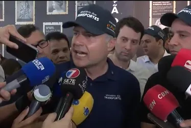 
				Renan Filho dá “largada” para campanha ao governo de AL em Arapiraca
			
			