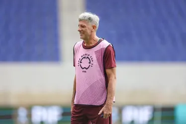   				Renato deve manter Fluminense com 3 zagueiros contra o Chelsea  			  			