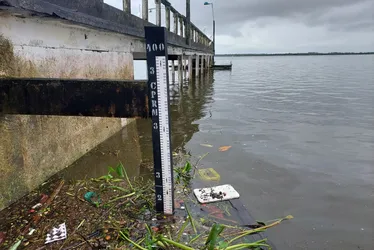 
				Rios e lagoa podem transbordar em AL; mais de 10 cidades estão em risco
			
			