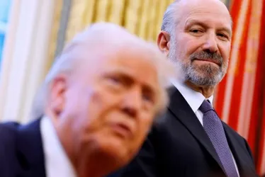 
				Secretário de Trump crava taxa ao Brasil no dia 1º: “Sem prorrogação”
			
			
