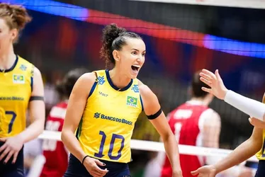 
				Seleção Brasileira feminina de vôlei domina e vence Polônia pela VNL
			
			